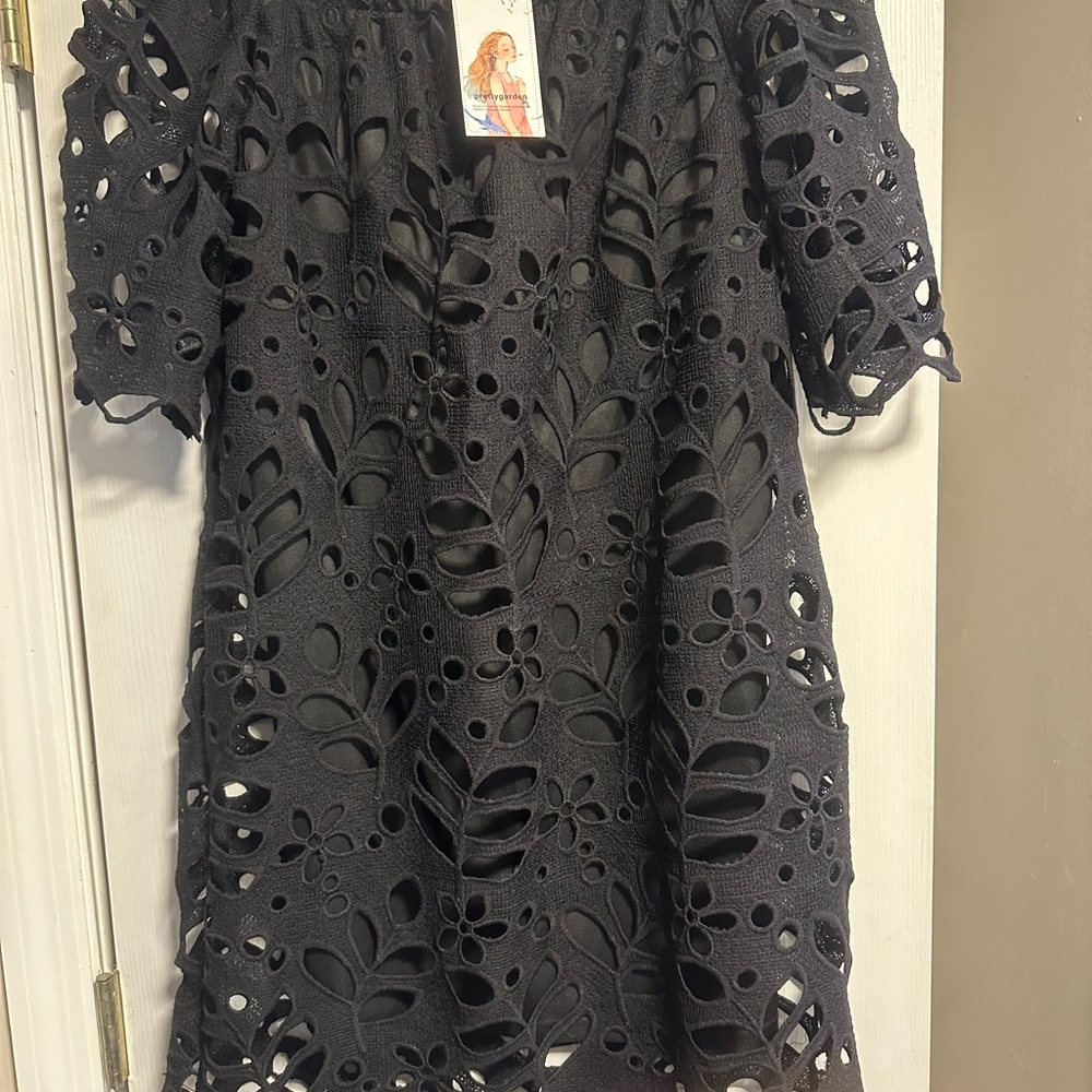 Chic Black Cutout Women's Blouse